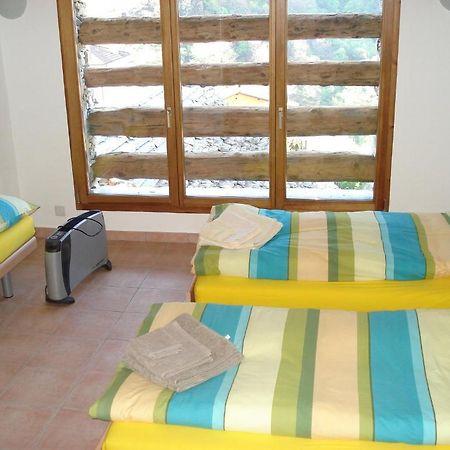 Rustico Pacifico Appartement Brontallo Kamer foto
